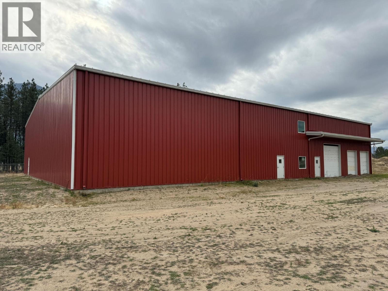 105 60th Avenue, Grand Forks, British Columbia V0H 1H4 - Photo 4 - 2480114