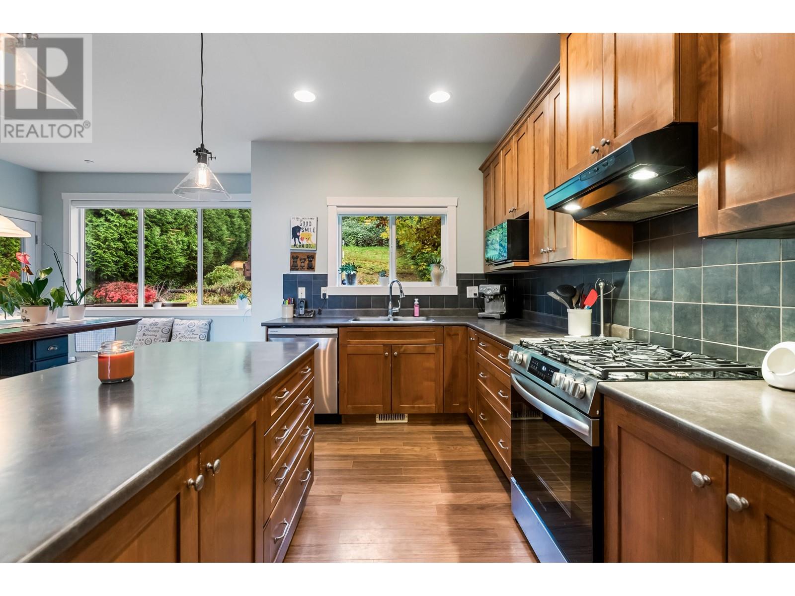 22912 Foreman Drive, Maple Ridge, British Columbia  V4R 0B1 - Photo 11 - R2939891