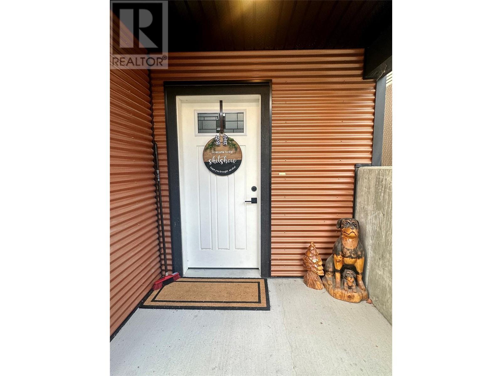 304 4th Avenue Avenue, Castlegar, British Columbia  V1N 1X3 - Photo 5 - 10327055