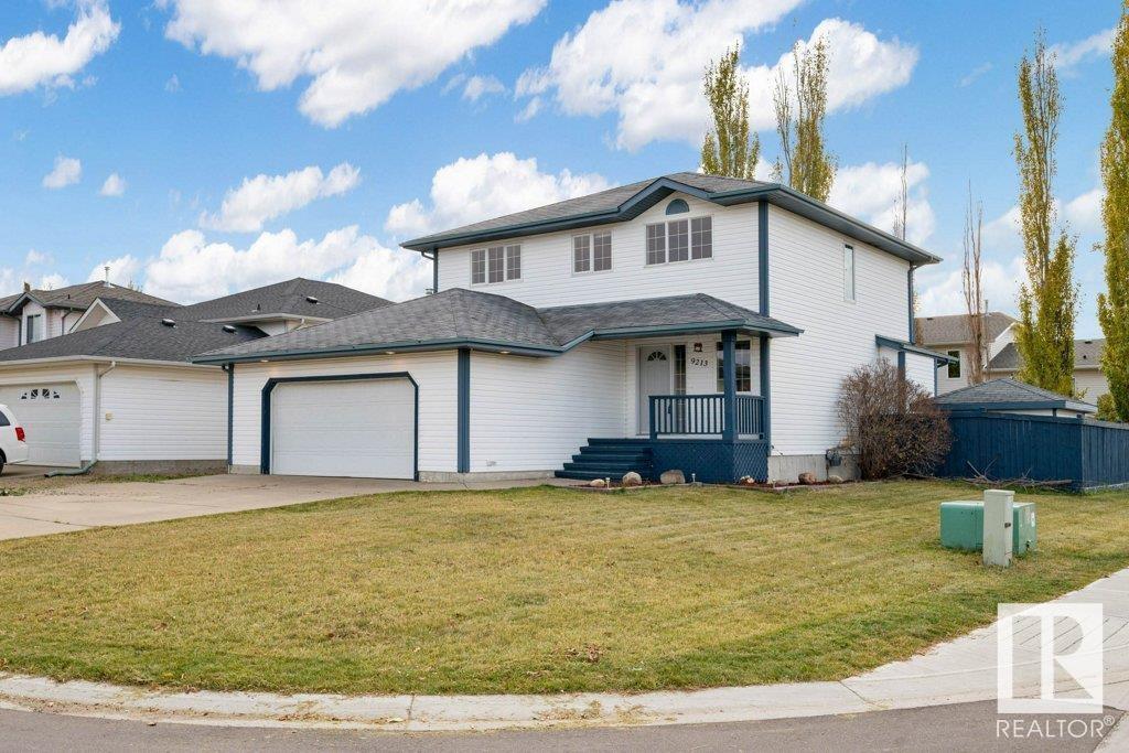 9213 97 AV, Morinville, Alberta