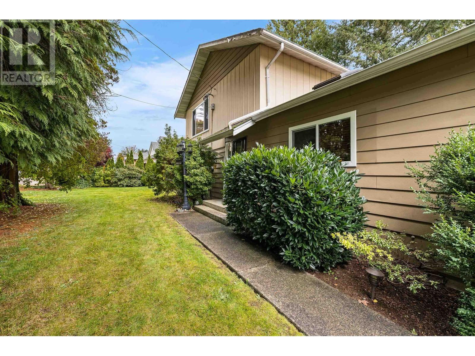 11510 212 Street, Maple Ridge, British Columbia  V2X 4Z3 - Photo 3 - R2939896