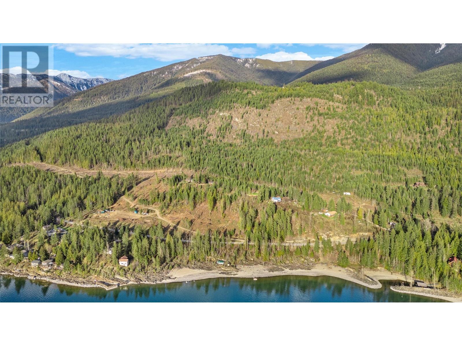 & 14506 HIGHWAY 3A Unit# 14504, gray creek, British Columbia