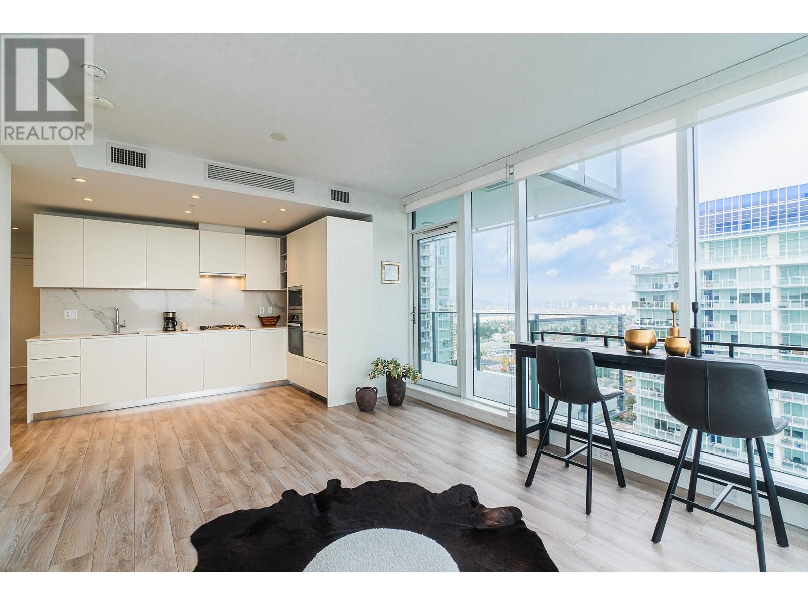 Listing Picture 11 of 33 : 2407 6699 DUNBLANE AVENUE, Burnaby / 本拿比 - 魯藝地產 Yvonne Lu Group - MLS Medallion Club Member