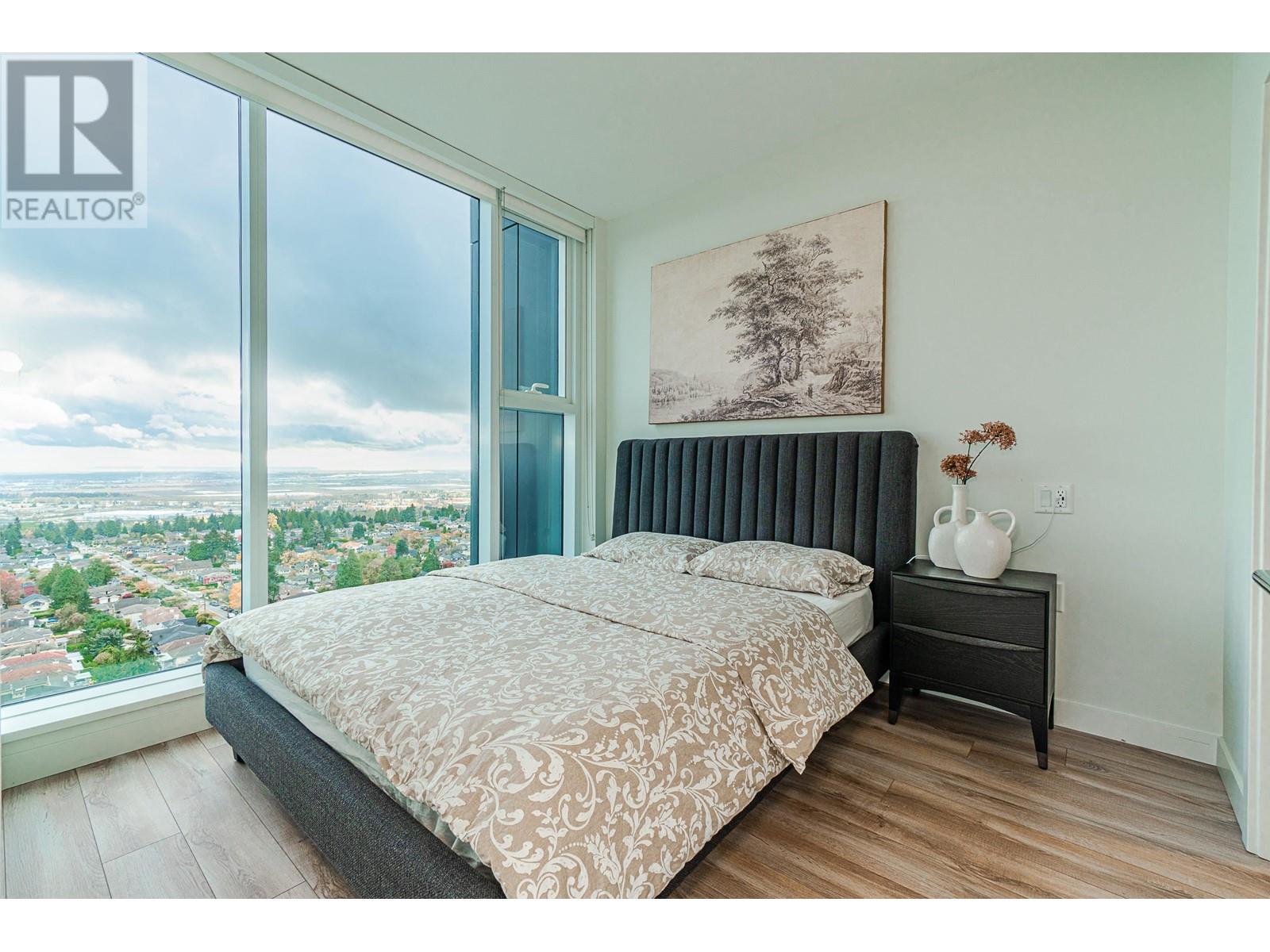 Listing Picture 13 of 33 : 2407 6699 DUNBLANE AVENUE, Burnaby / 本拿比 - 魯藝地產 Yvonne Lu Group - MLS Medallion Club Member