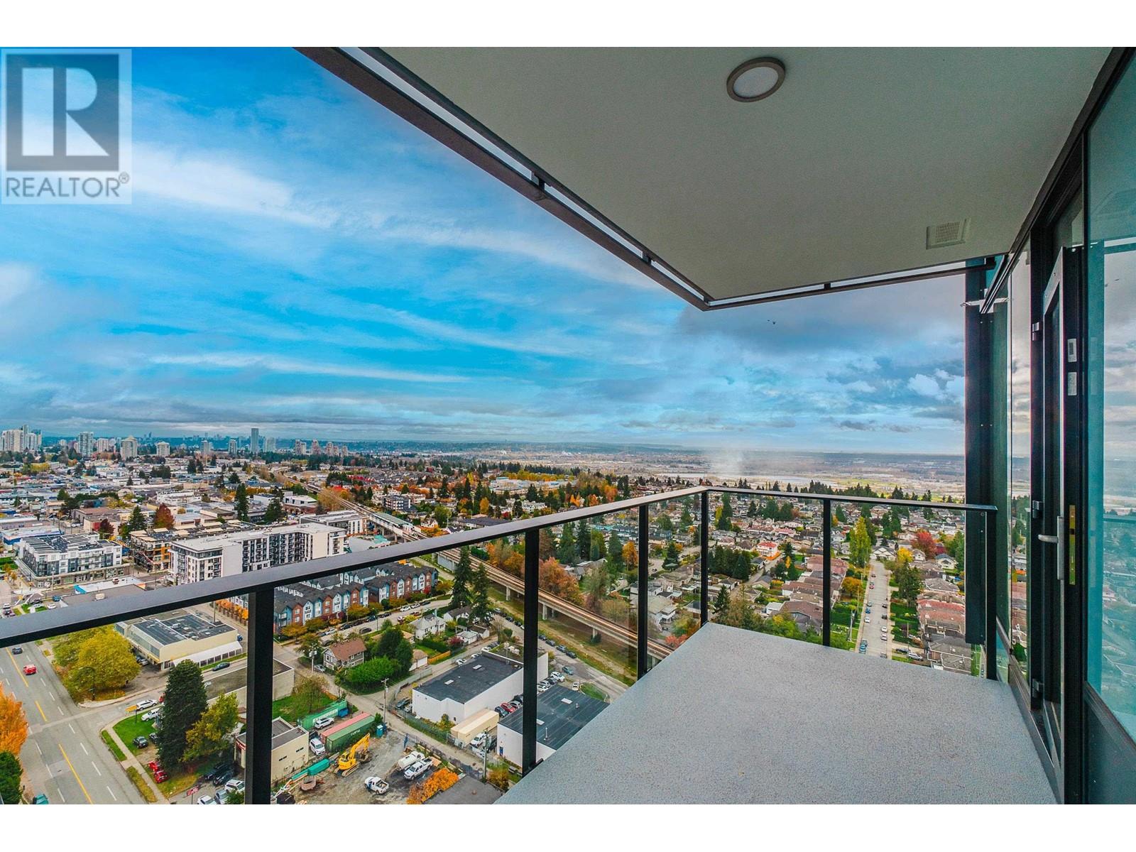 Listing Picture 16 of 33 : 2407 6699 DUNBLANE AVENUE, Burnaby / 本拿比 - 魯藝地產 Yvonne Lu Group - MLS Medallion Club Member