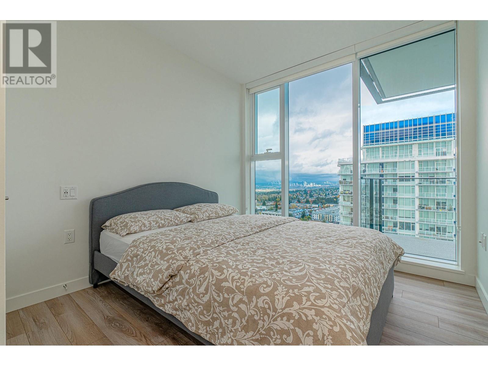 Listing Picture 18 of 33 : 2407 6699 DUNBLANE AVENUE, Burnaby / 本拿比 - 魯藝地產 Yvonne Lu Group - MLS Medallion Club Member