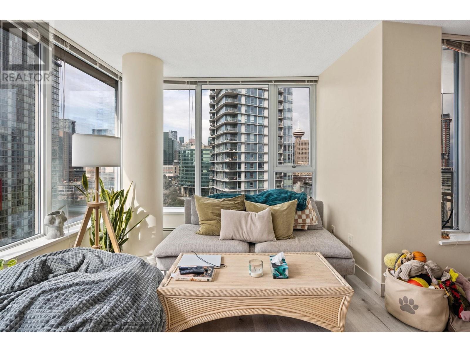 2207 689 Abbott Street, Vancouver, British Columbia  V6B 0J2 - Photo 2 - R2939668