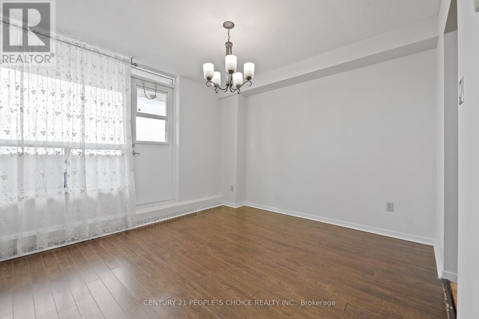 2103 - 3390 Weston Road, Toronto, Ontario  M9M 2X3 - Photo 12 - W9768279