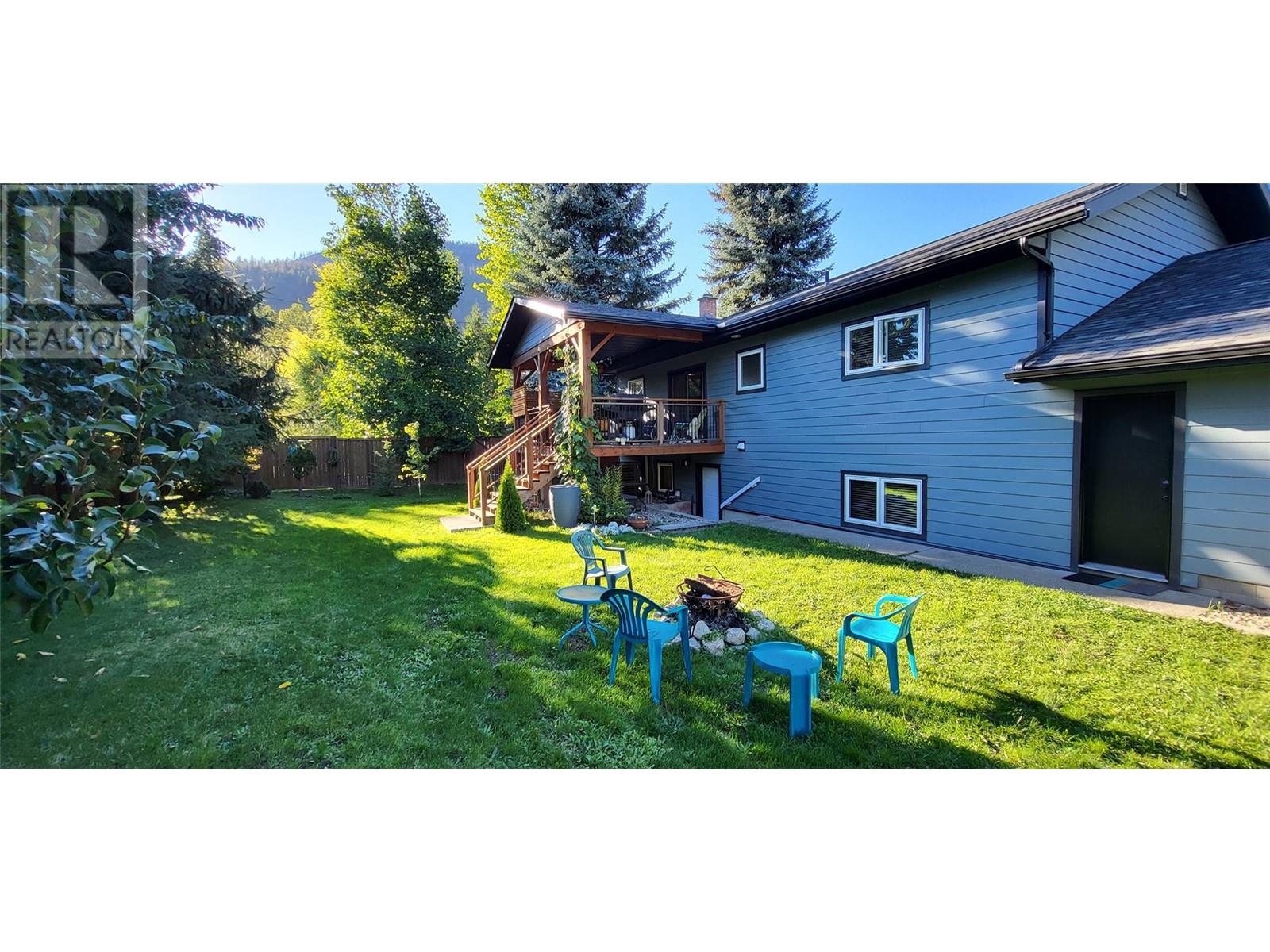 303 DELANY Avenue Slocan