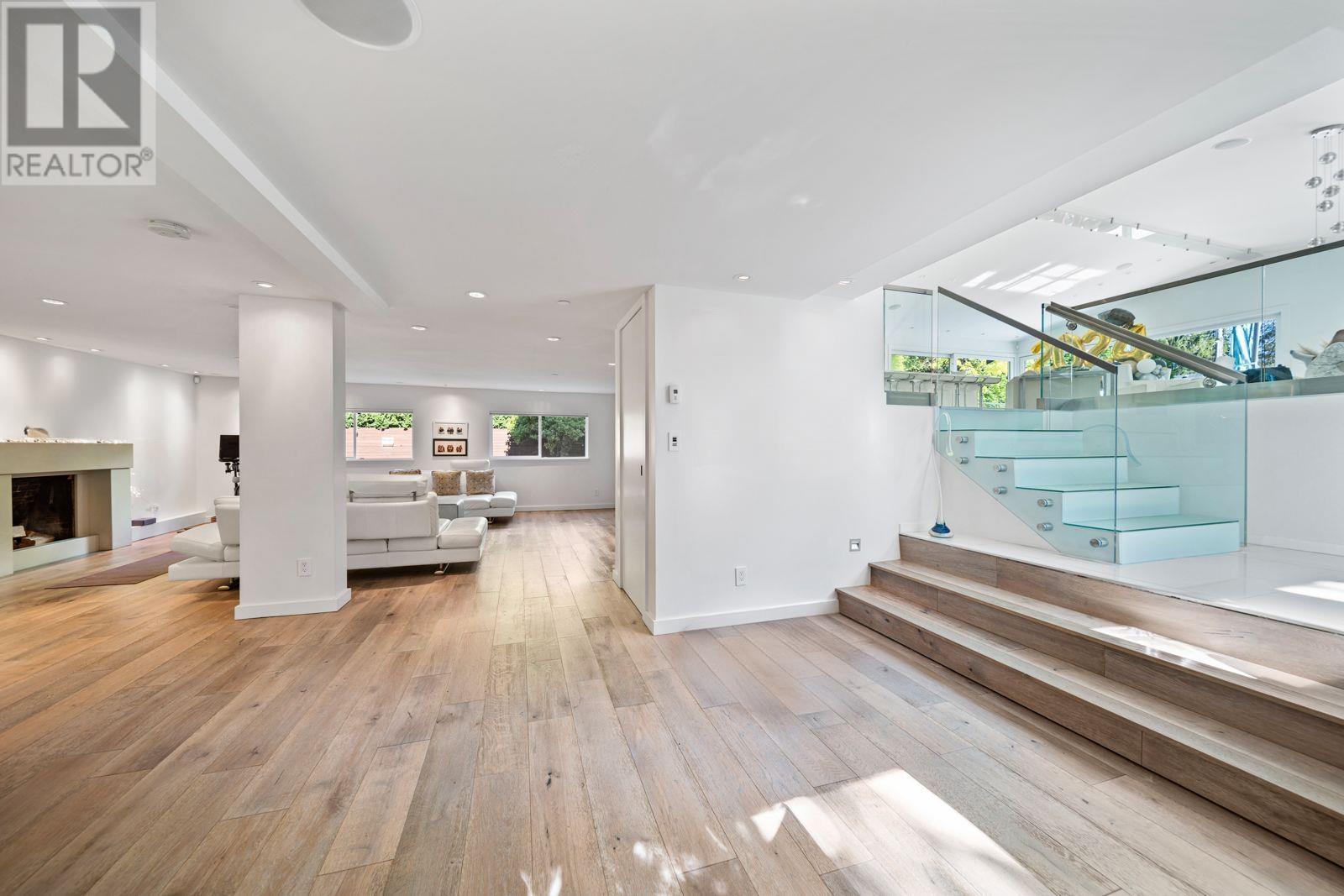 Listing Picture 5 of 16 : 3998 GRANVILLE STREET, Vancouver / 溫哥華 - 魯藝地產 Yvonne Lu Group - MLS Medallion Club Member