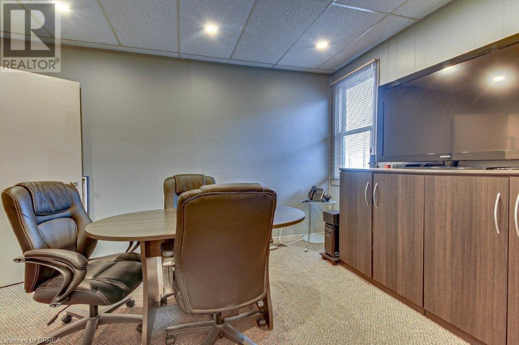 254 Brant Avenue, Brantford, Ontario  N3T 3J5 - Photo 32 - 40654678