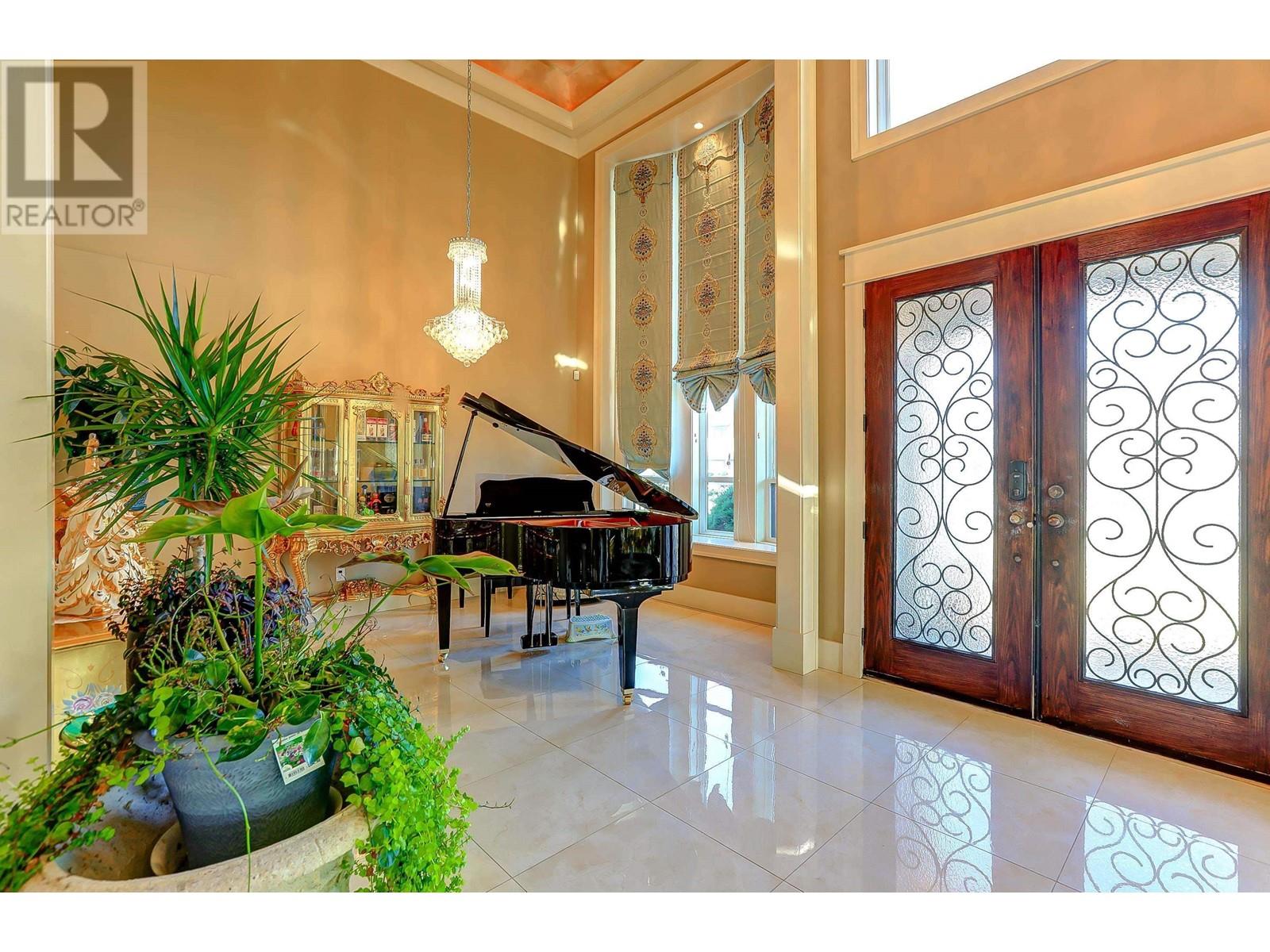 Listing Picture 2 of 31 : 8899 CARRICK ROAD, Richmond / 烈治文 - 魯藝地產 Yvonne Lu Group - MLS Medallion Club Member