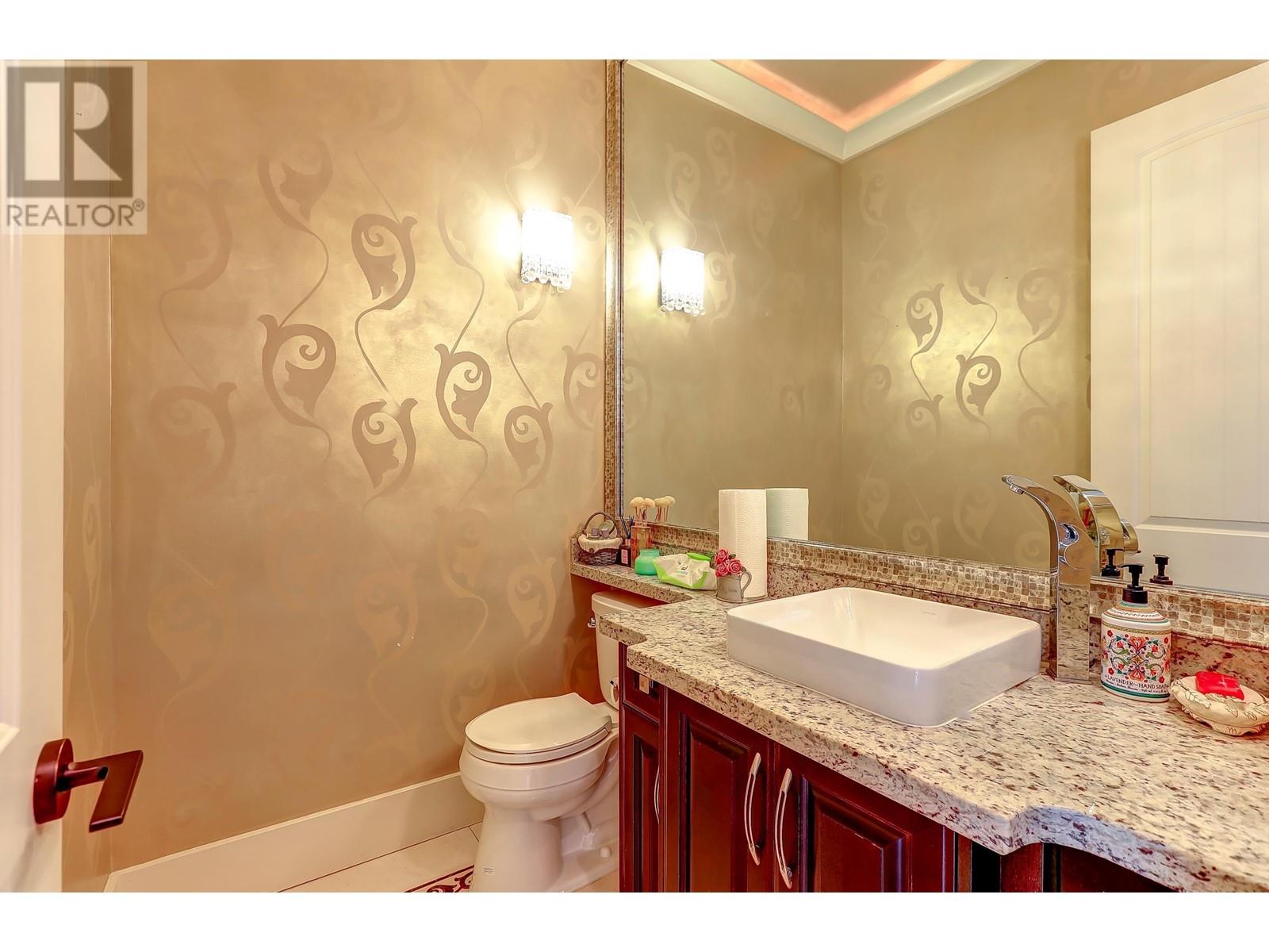 Listing Picture 11 of 31 : 8899 CARRICK ROAD, Richmond / 烈治文 - 魯藝地產 Yvonne Lu Group - MLS Medallion Club Member