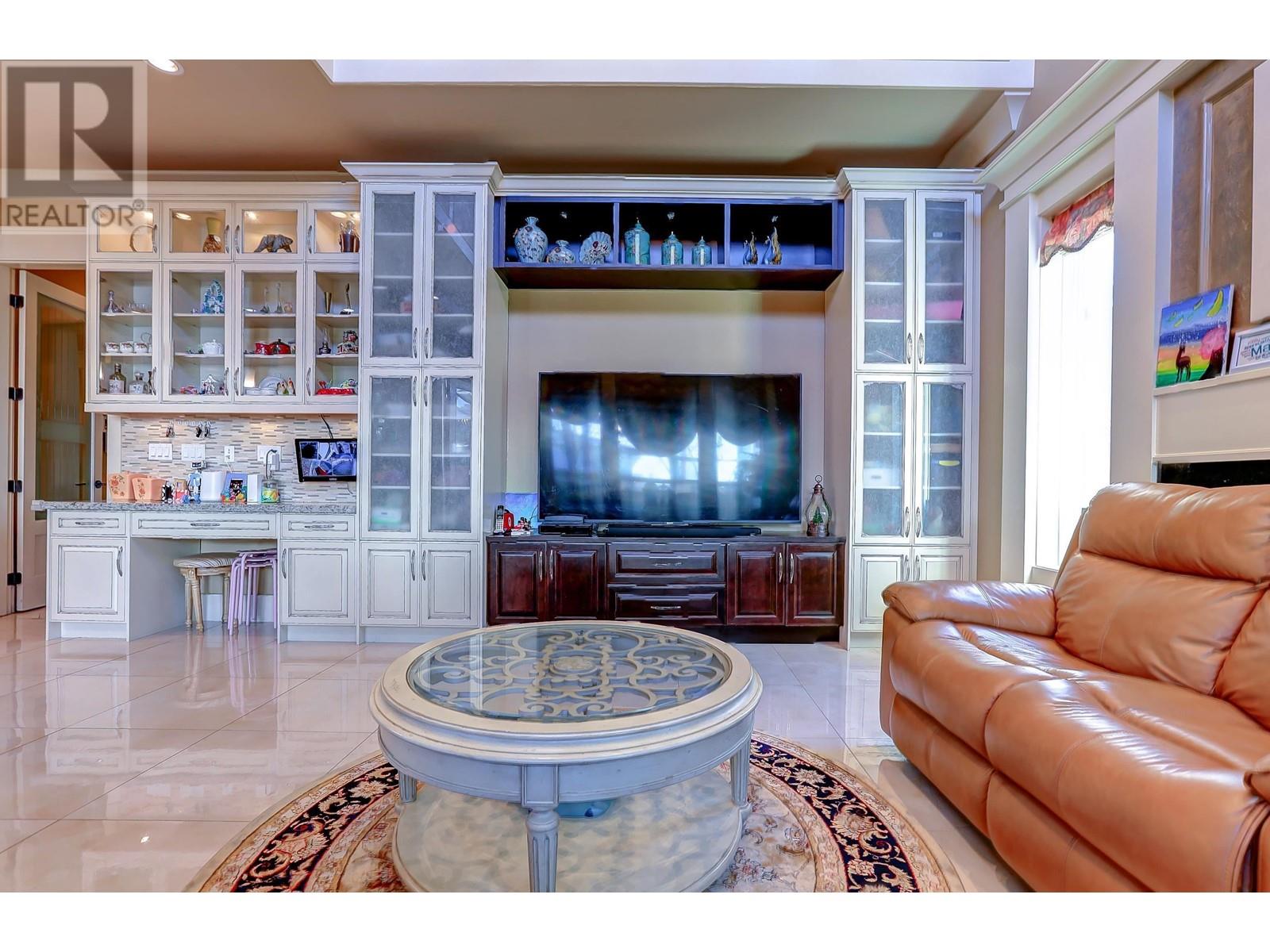 Listing Picture 25 of 31 : 8899 CARRICK ROAD, Richmond / 烈治文 - 魯藝地產 Yvonne Lu Group - MLS Medallion Club Member