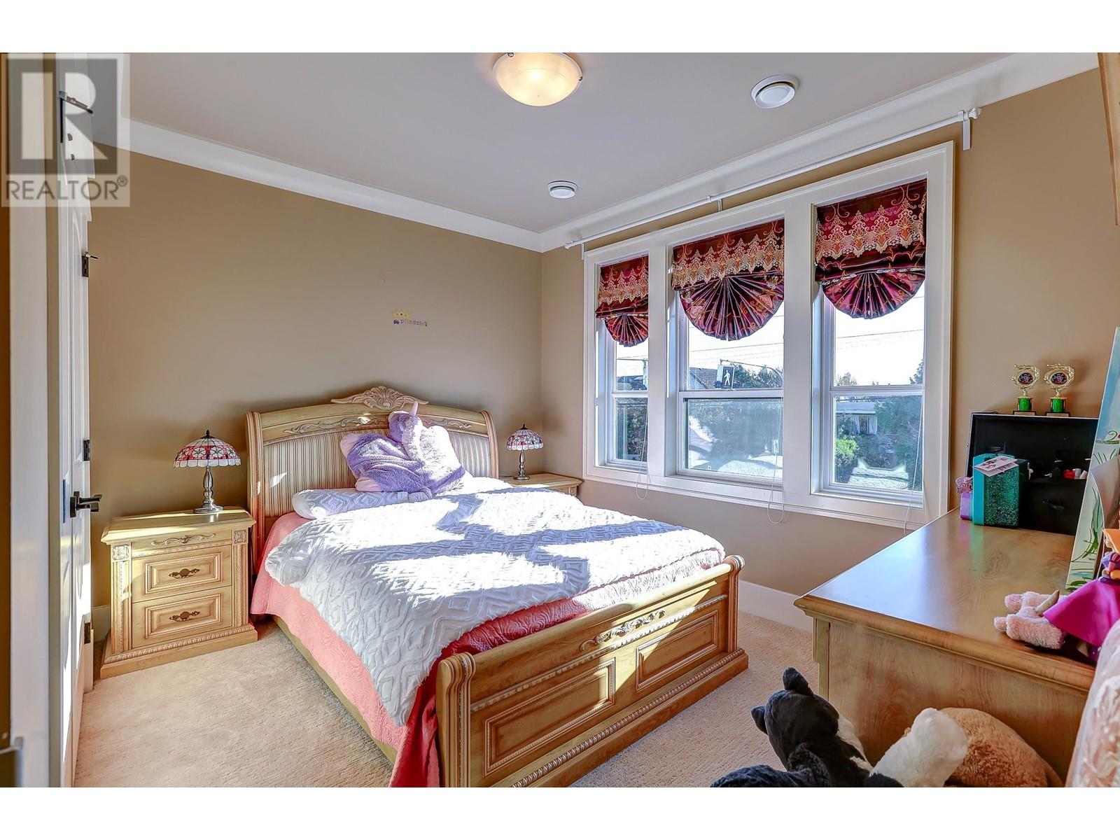Listing Picture 30 of 31 : 8899 CARRICK ROAD, Richmond / 烈治文 - 魯藝地產 Yvonne Lu Group - MLS Medallion Club Member