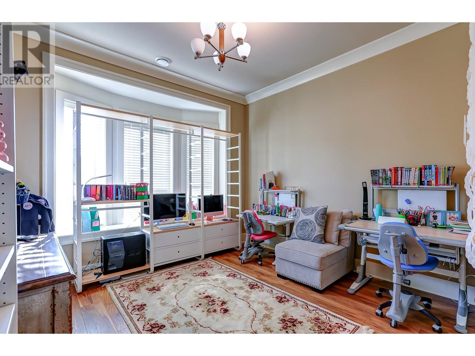 Listing Picture 9 of 31 : 8899 CARRICK ROAD, Richmond / 烈治文 - 魯藝地產 Yvonne Lu Group - MLS Medallion Club Member