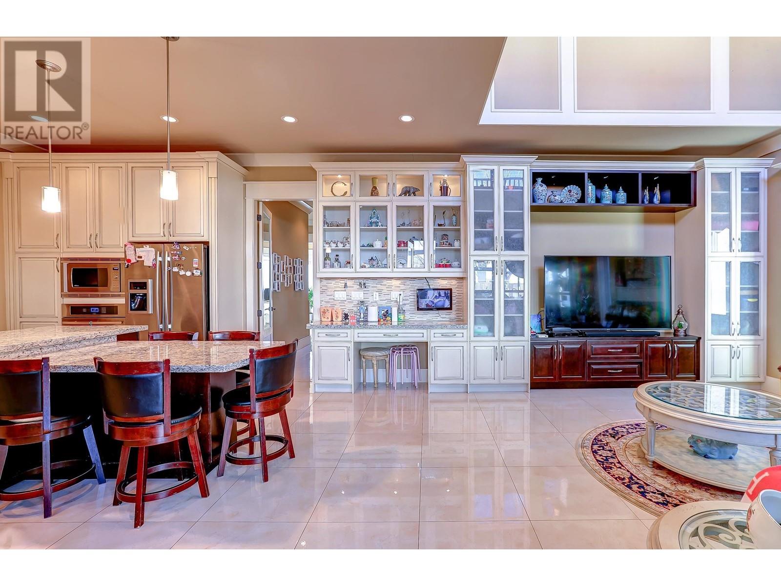 Listing Picture 23 of 31 : 8899 CARRICK ROAD, Richmond / 烈治文 - 魯藝地產 Yvonne Lu Group - MLS Medallion Club Member