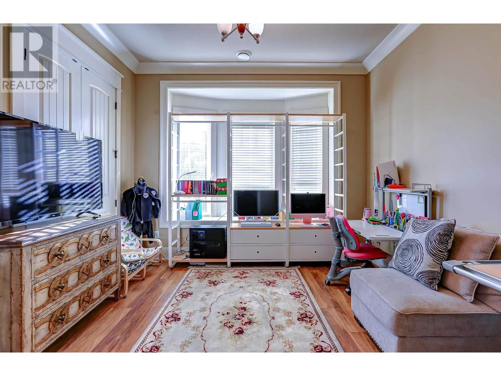 Listing Picture 10 of 31 : 8899 CARRICK ROAD, Richmond / 烈治文 - 魯藝地產 Yvonne Lu Group - MLS Medallion Club Member