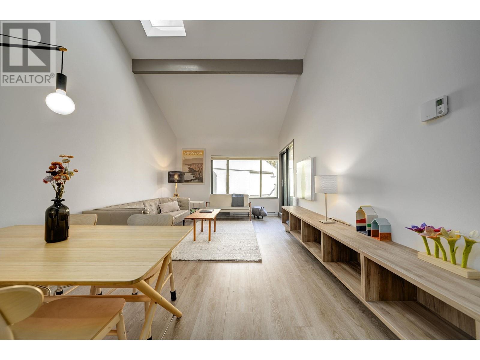 Listing Picture 12 of 40 : 1069 SCANTLINGS, Vancouver / 溫哥華 - 魯藝地產 Yvonne Lu Group - MLS Medallion Club Member