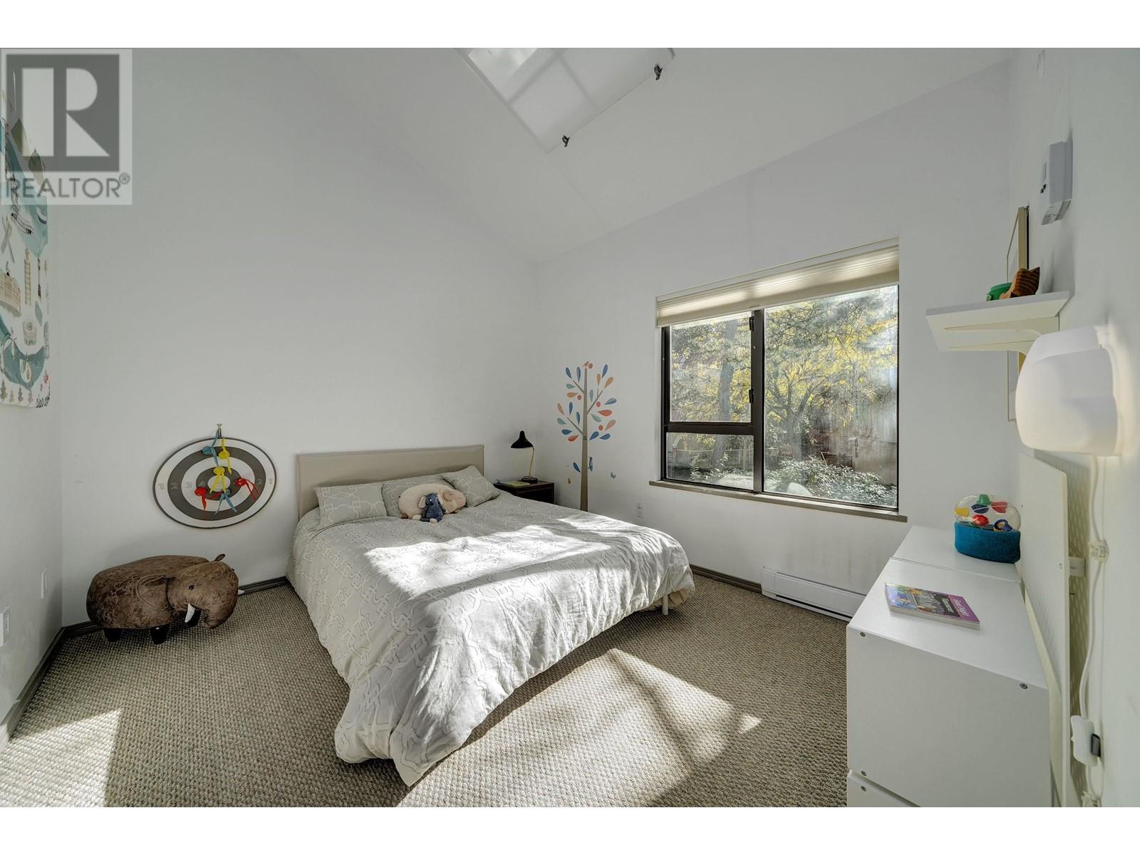 Listing Picture 20 of 40 : 1069 SCANTLINGS, Vancouver / 溫哥華 - 魯藝地產 Yvonne Lu Group - MLS Medallion Club Member