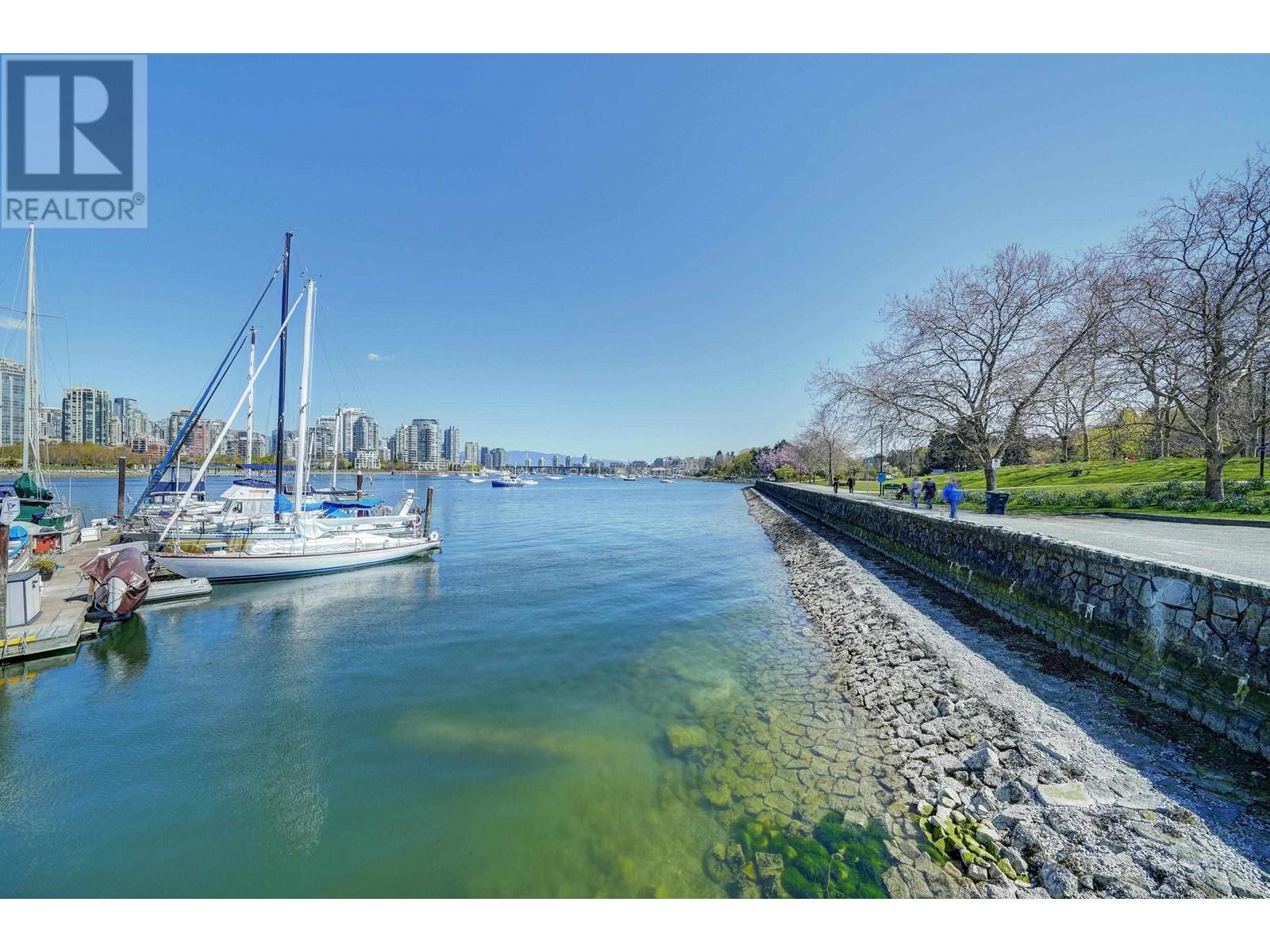 Listing Picture 37 of 40 : 1069 SCANTLINGS, Vancouver / 溫哥華 - 魯藝地產 Yvonne Lu Group - MLS Medallion Club Member