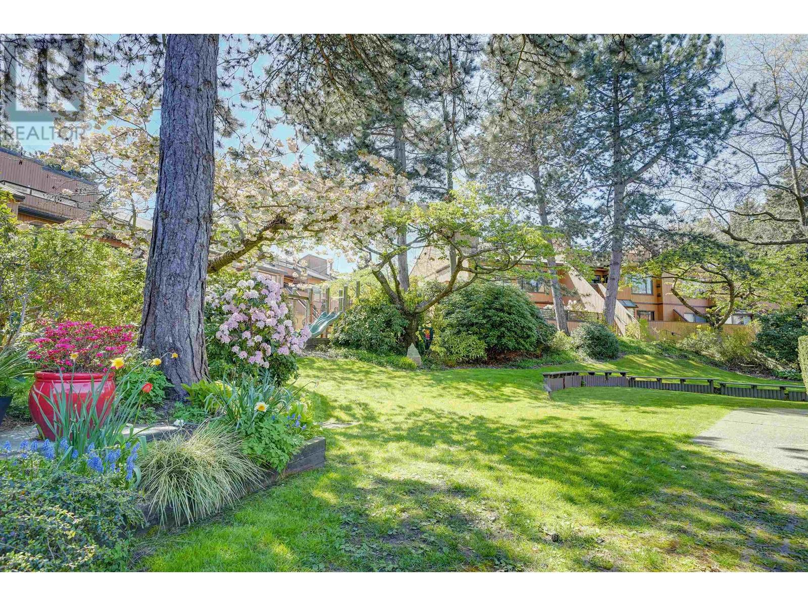 Listing Picture 33 of 40 : 1069 SCANTLINGS, Vancouver / 溫哥華 - 魯藝地產 Yvonne Lu Group - MLS Medallion Club Member