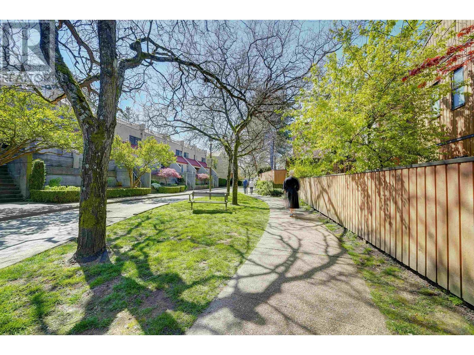 Listing Picture 39 of 40 : 1069 SCANTLINGS, Vancouver / 溫哥華 - 魯藝地產 Yvonne Lu Group - MLS Medallion Club Member