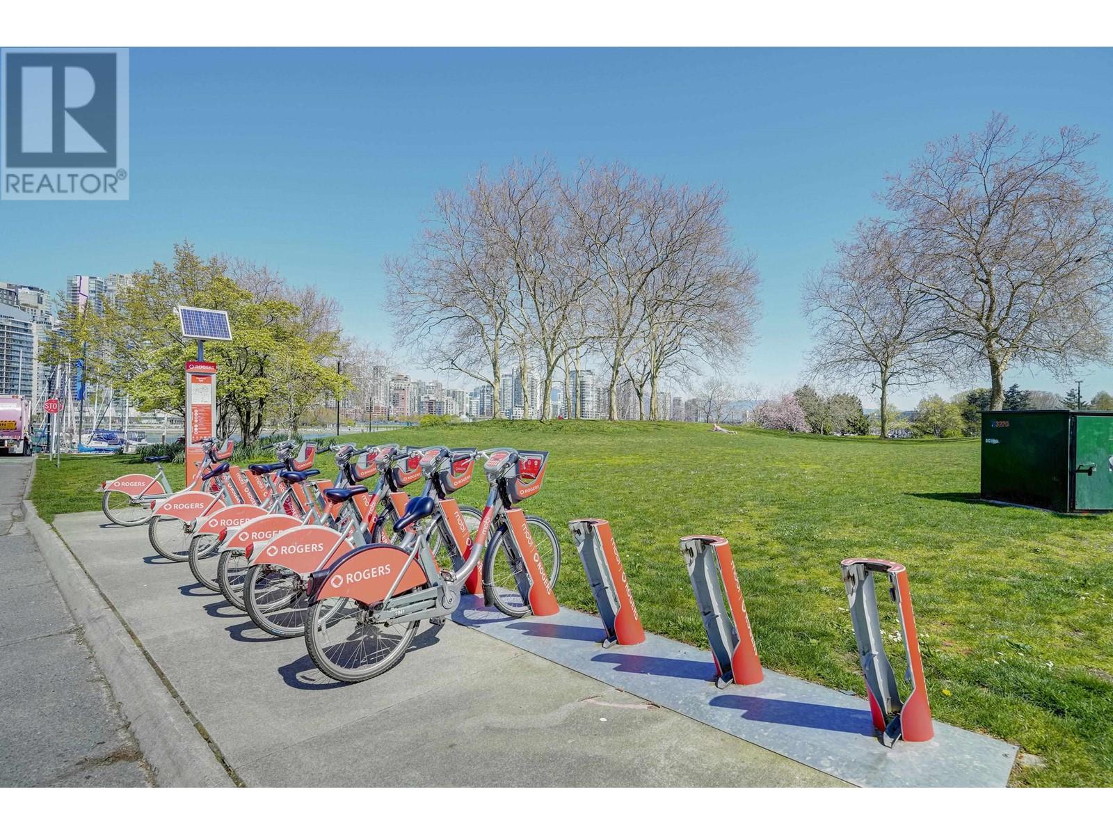 Listing Picture 36 of 40 : 1069 SCANTLINGS, Vancouver / 溫哥華 - 魯藝地產 Yvonne Lu Group - MLS Medallion Club Member