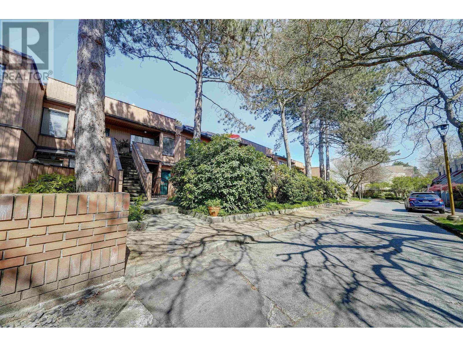 Listing Picture 30 of 40 : 1069 SCANTLINGS, Vancouver / 溫哥華 - 魯藝地產 Yvonne Lu Group - MLS Medallion Club Member