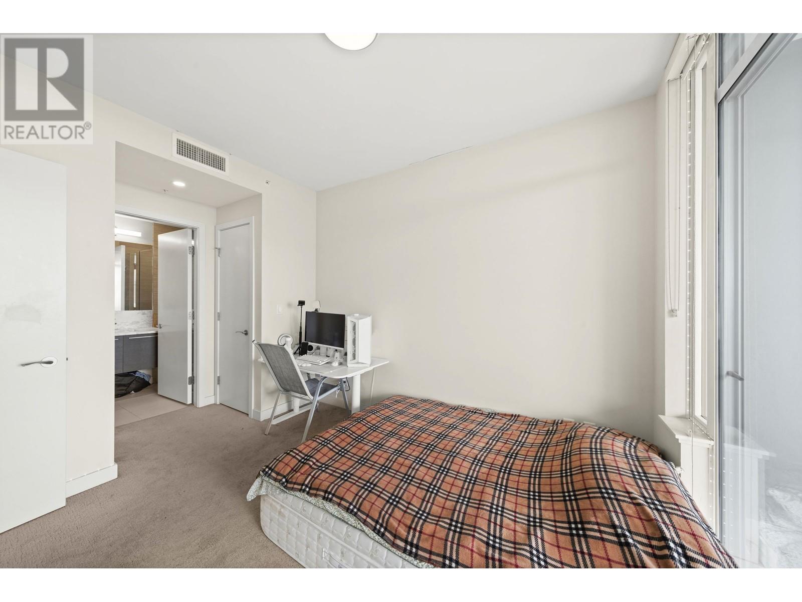 Listing Picture 8 of 30 : 2305 6383 MCKAY AVENUE, Burnaby / 本拿比 - 魯藝地產 Yvonne Lu Group - MLS Medallion Club Member