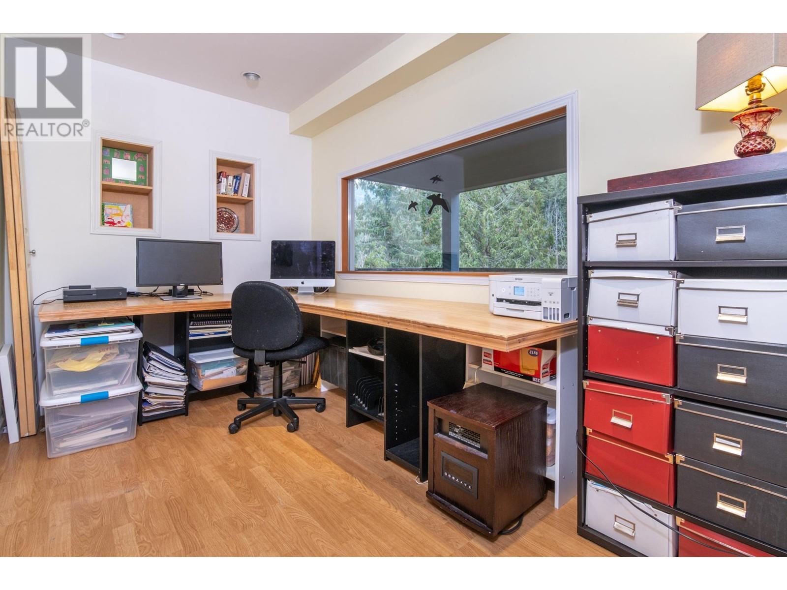 1044 Tobermory Way, Squamish, British Columbia  V0N 1T0 - Photo 27 - R2940114