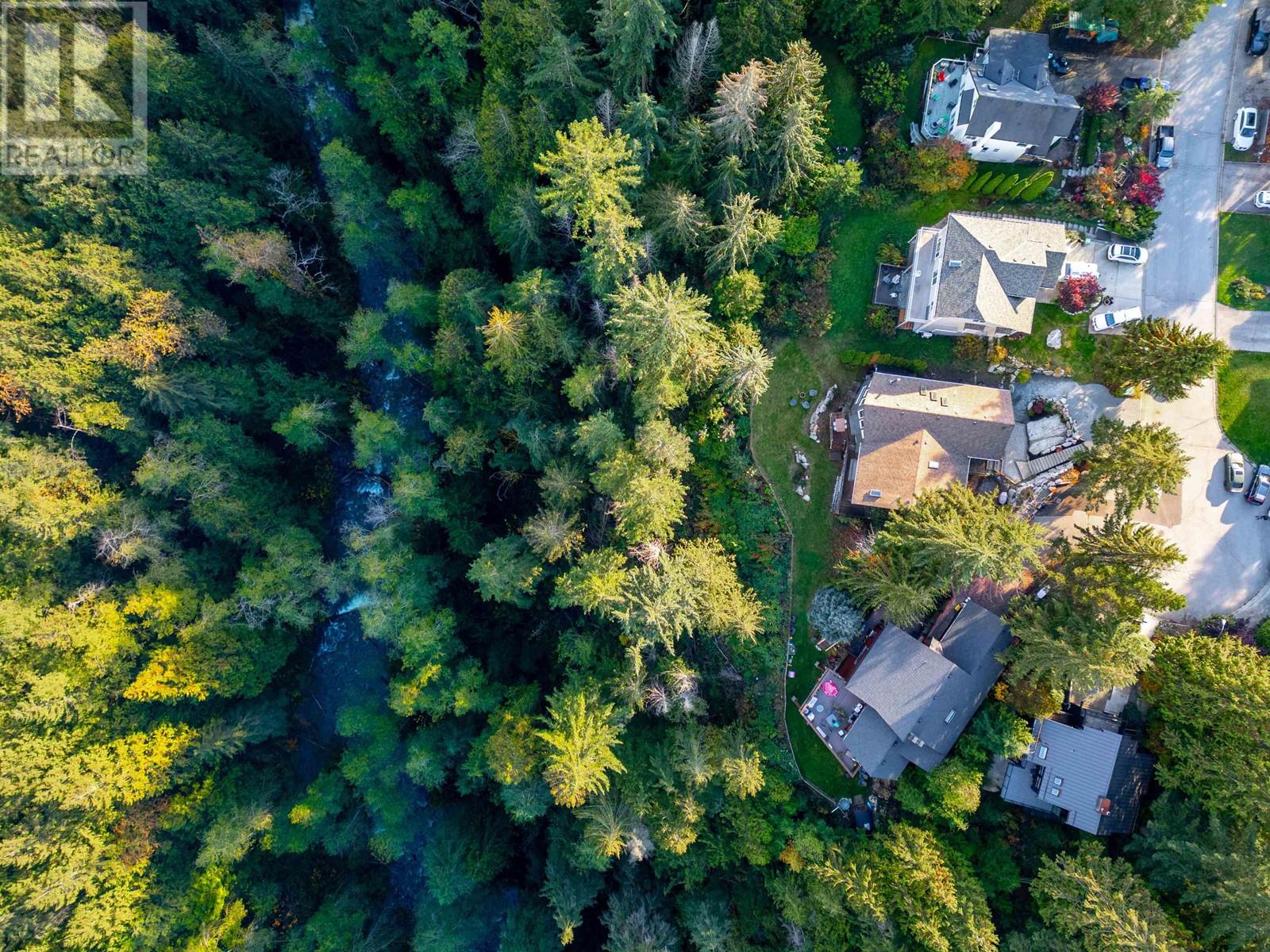 1044 Tobermory Way, Squamish, British Columbia  V0N 1T0 - Photo 33 - R2940114