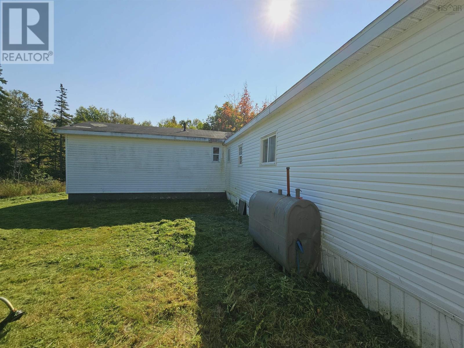 906 Point Aconi Road, Point Aconi, Nova Scotia  B1Y 1Z9 - Photo 5 - 202423737