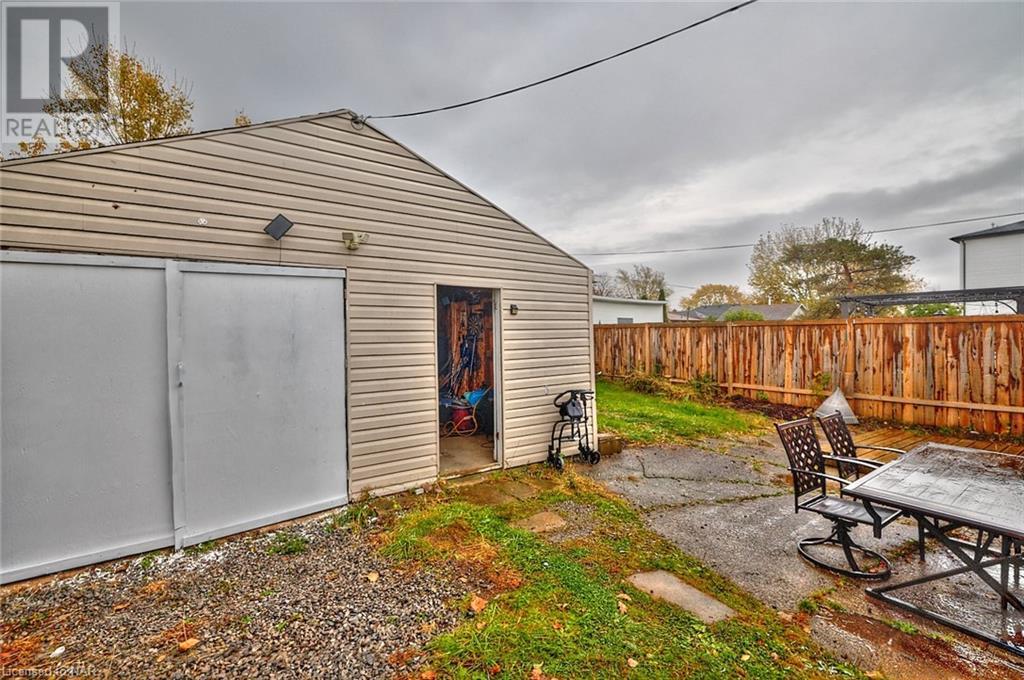 229 Dain Avenue, Welland, Ontario  L3B 3E7 - Photo 22 - 40648501