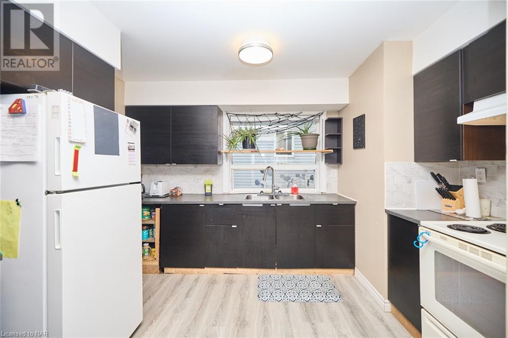 229 Dain Avenue, Welland, Ontario  L3B 3E7 - Photo 7 - 40648501