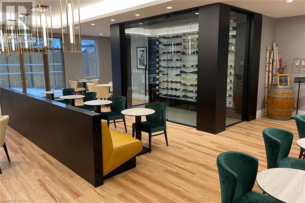 5698 Main Street Street Unit# 410, Niagara Falls, Ontario  L2G 0Z2 - Photo 4 - 40671058