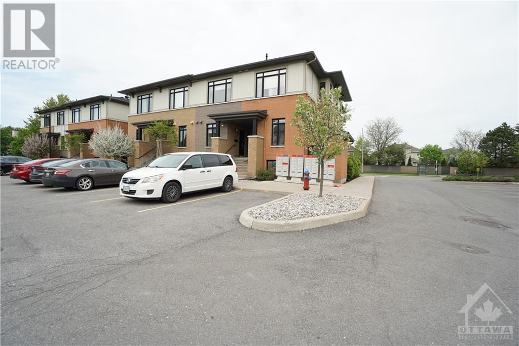 15 BERGERON PRIVATE, Ottawa, Ontario