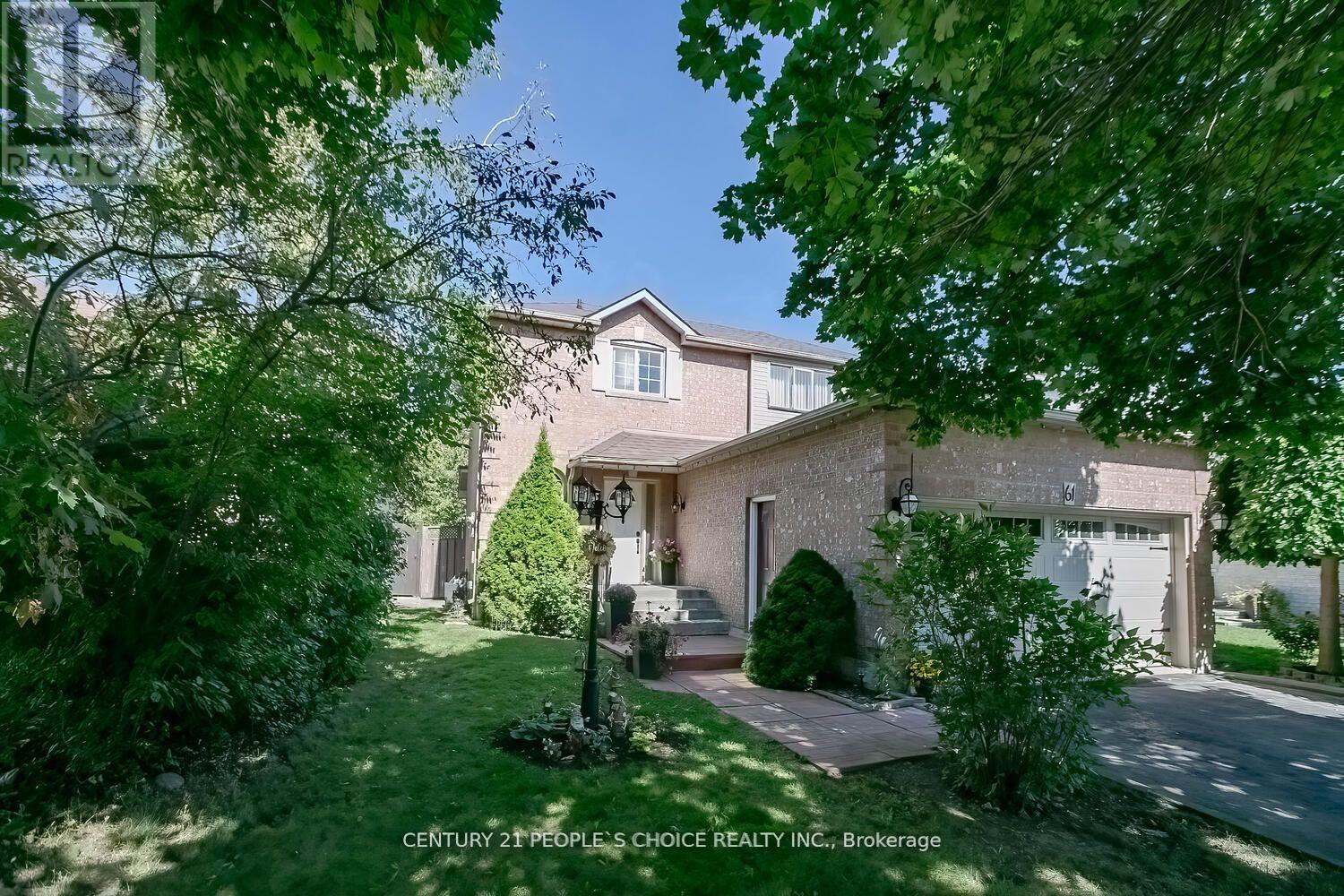 61 Mullis Crescent, Brampton (Fletcher's West), Ontario  L6Y 4S9 - Photo 1 - W9768778