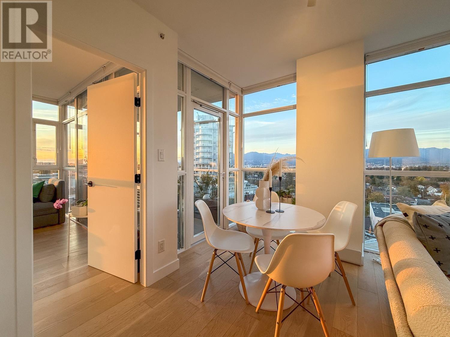 1056 1483 E KING EDWARD AVENUE, Vancouver, British Columbia One