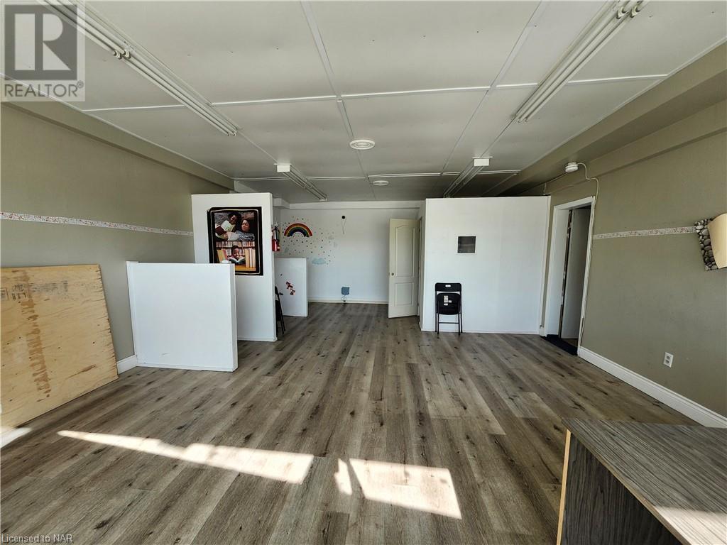 474 East Main Street E, Welland, Ontario  L3B 3X6 - Photo 2 - 40668717