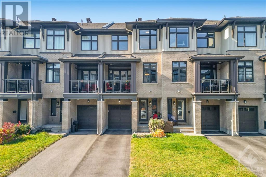 207 DRAGONFLY WALK, Ottawa, Ontario