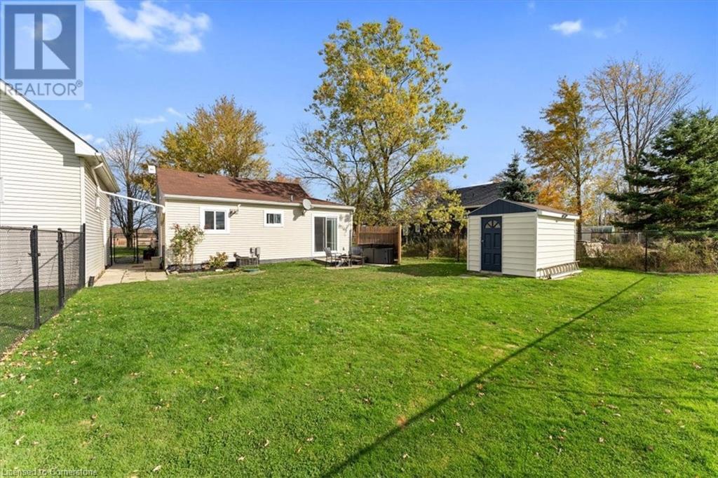 888 Green Mountain Road E, Stoney Creek, Ontario  L8J 3A9 - Photo 33 - 40671156