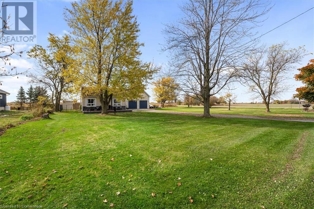Property at 888 GREEN MOUNTAIN Road E image 4