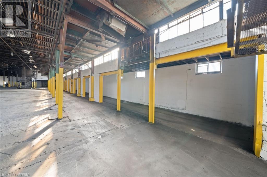 411 West Street, Brantford, Ontario  N3R 3V9 - Photo 20 - 40669978