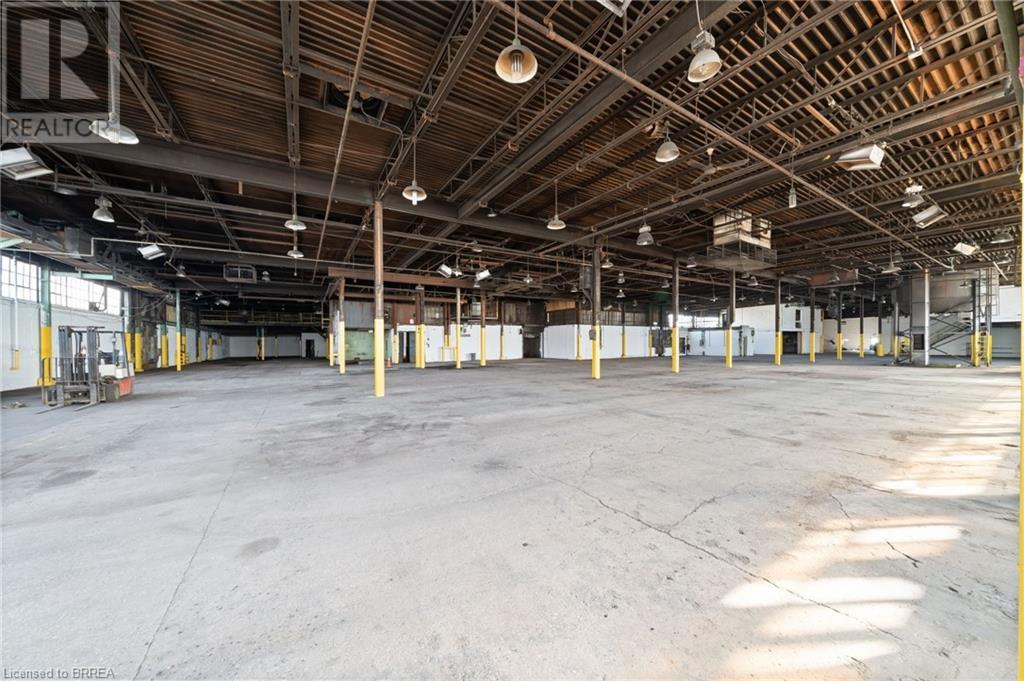 411 West Street, Brantford, Ontario  N3R 3V9 - Photo 21 - 40669978