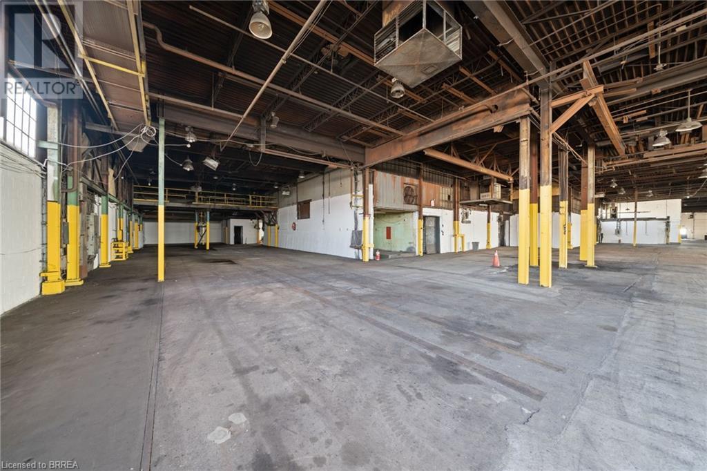 411 West Street, Brantford, Ontario  N3R 3V9 - Photo 22 - 40669978