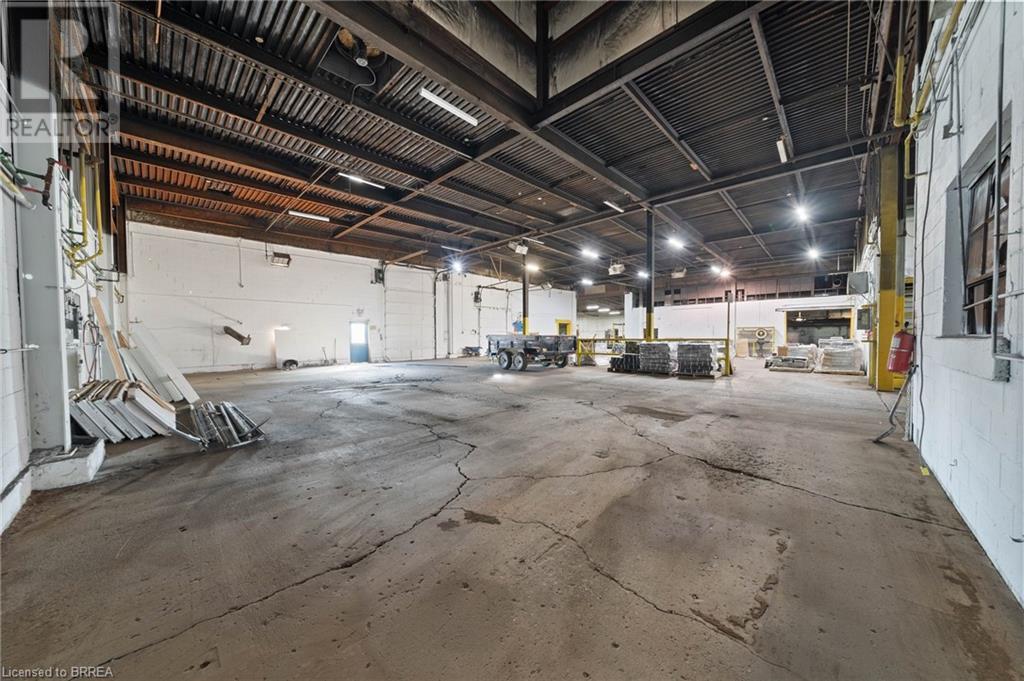 411 West Street, Brantford, Ontario  N3R 3V9 - Photo 34 - 40669978