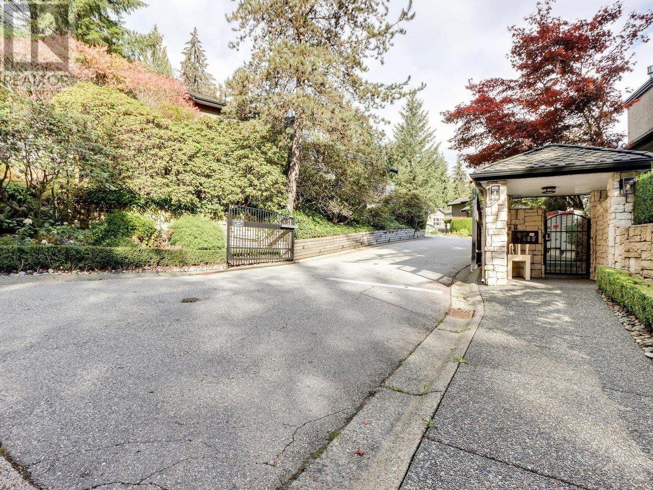 1 1900 Indian River Crescent, North Vancouver, British Columbia  V7G 2R1 - Photo 32 - R2939226