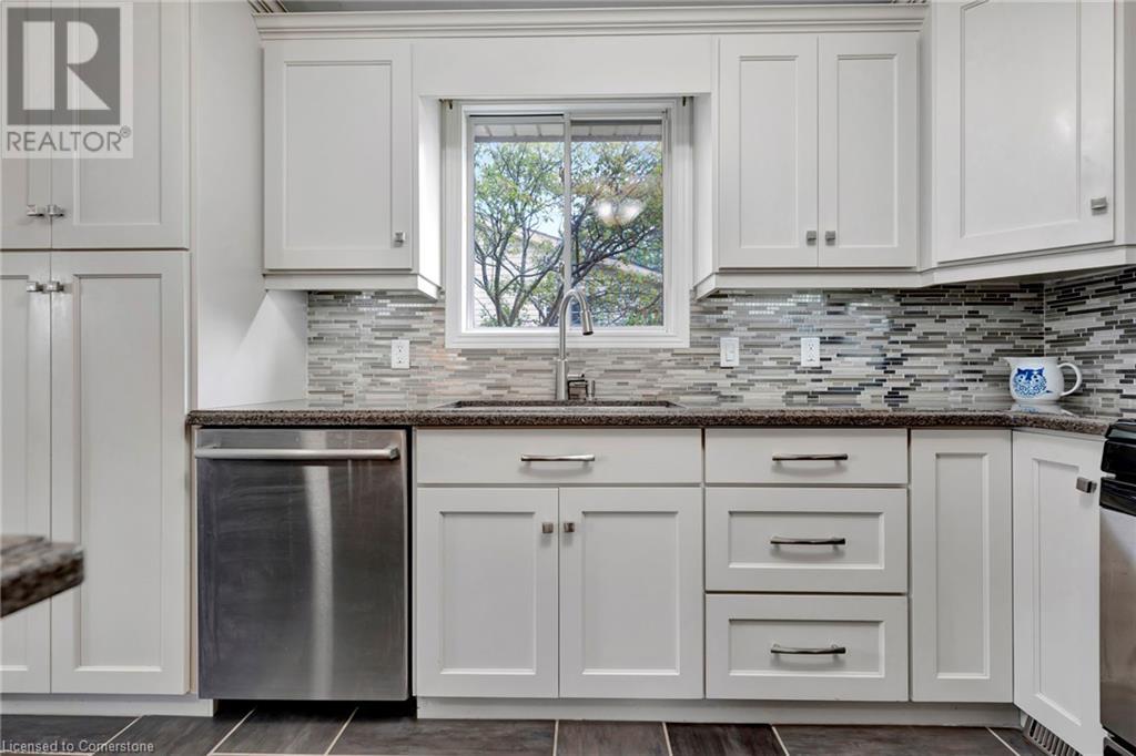 303 Dover Avenue, Port Dover, Ontario  N0A 1N4 - Photo 7 - 40671203