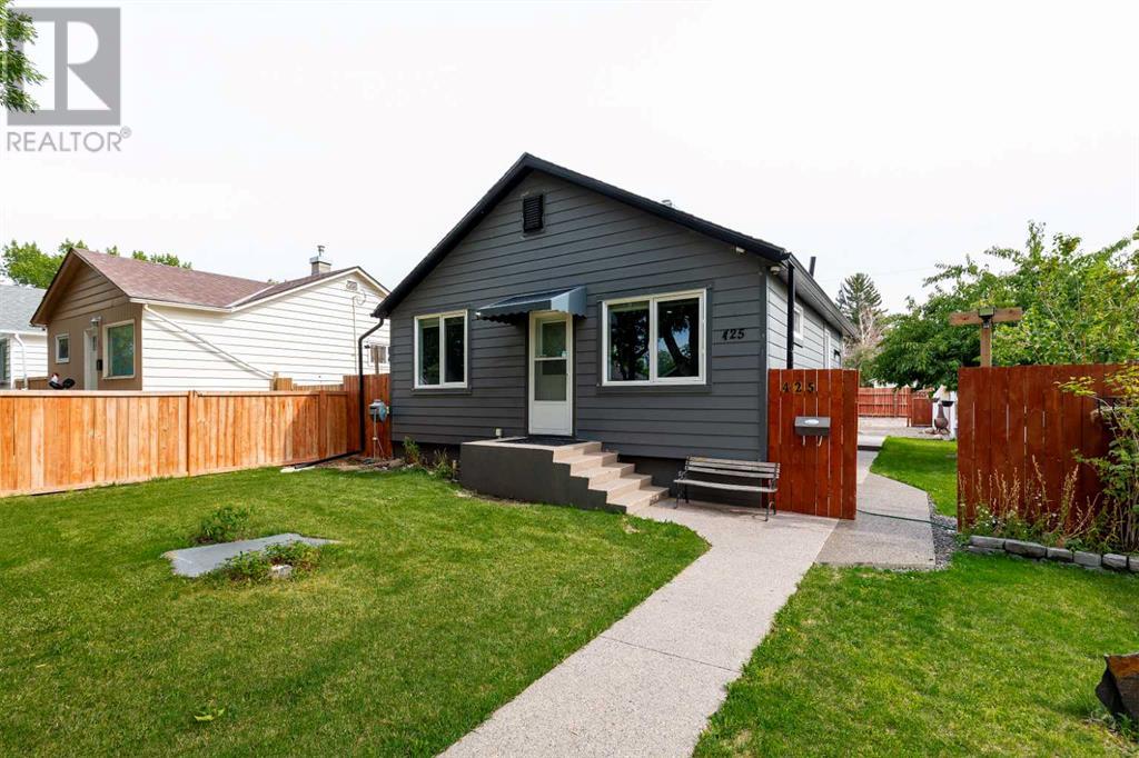 425 12B Street N, Lethbridge, Alberta